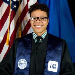 Meet your Posher, Trae